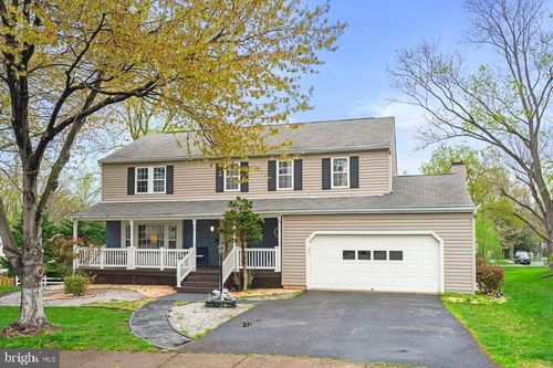 6101 Mantlepiece Ct, BURKE, VA, 22015-3239 | Card Image