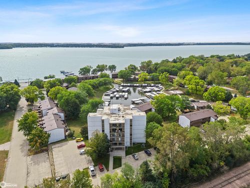 unit-305-2700 N Shore Dr, Clear Lake, IA, 50428-1073 | Card Image