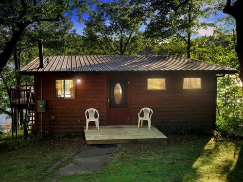 1627 Niles Ln, Centuria, WI, 54824-7417 | Card Image