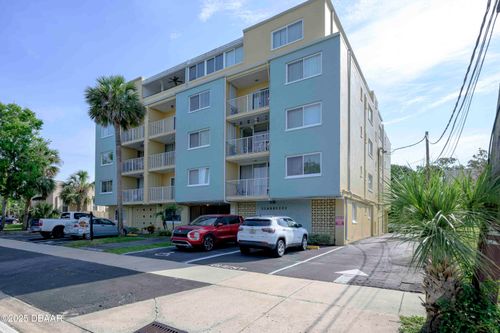 732 N Halifax Ave, Daytona Beach, FL, 32118-3890 | Card Image