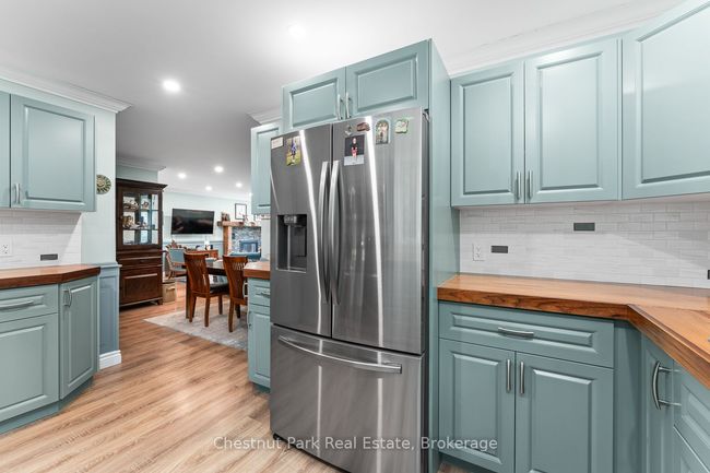 1037 Skeleton Lake 3 Rd, House other with 3 bedrooms, 2 bathrooms and 8 parking in Utterson ON | Image 8