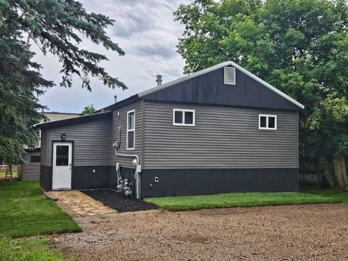 636 Labudde Ave Ne, Bagley, MN, 56621-8104 | Card Image