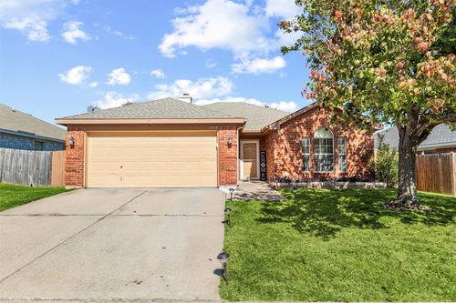 5104 Valley Village Dr, Fort Worth, TX, 76123-2866 | Card Image