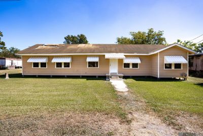 1409 Saint Vincent St, House other with 4 bedrooms, 2 bathrooms and null parking in Donaldsonville LA | Image 2