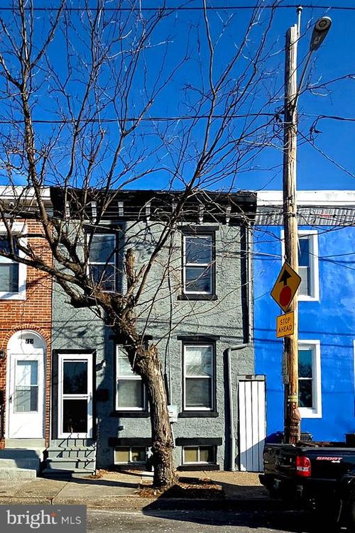 715 W 7th St, WILMINGTON, DE, 19801-2024 | Card Image