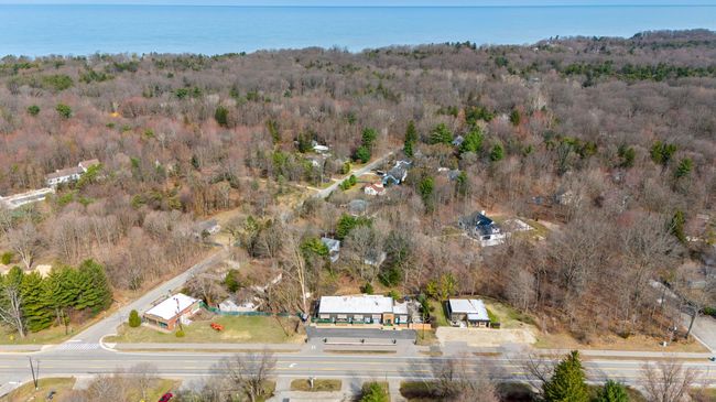 13662 Red Arrow Hwy, Home with 0 bedrooms, 9 bathrooms and null parking in Harbert MI | Image 77
