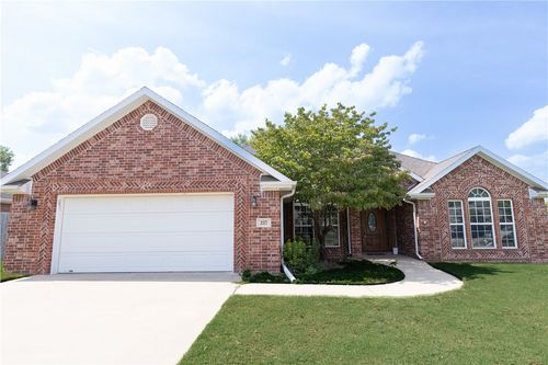 237 Briarhill Dr, Farmington, AR, 72730-8641 | Card Image