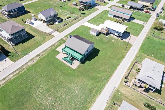 908 West Lane, House other with 1 bedrooms, 1 bathrooms and null parking in Crystal Beach TX | Image 21