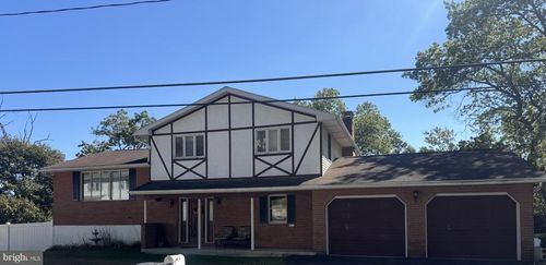 360 Ohio Ave, SHENANDOAH, PA, 17976-1323 | Card Image