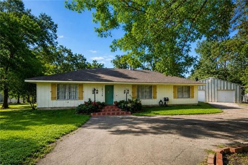 18318 Cusachs Dr, Covington, LA, 70433-0350 | Card Image