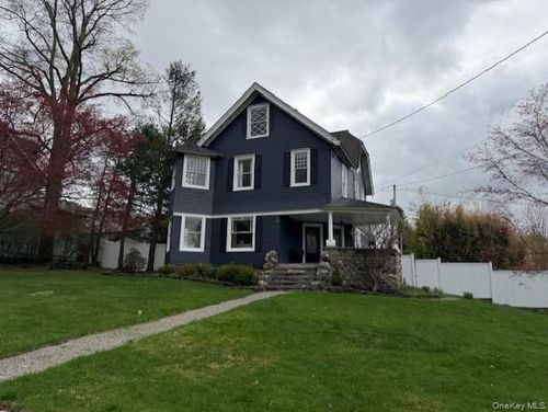 44 Merrit Ave, Millbrook, NY, 12545-5964 | Card Image