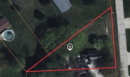 747 Santee Drive, Greensburg, IN, 47240 | Card Image