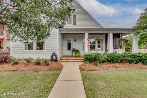 200 Arbor Trl, Brandon, MS, 39047-7078 | Card Image