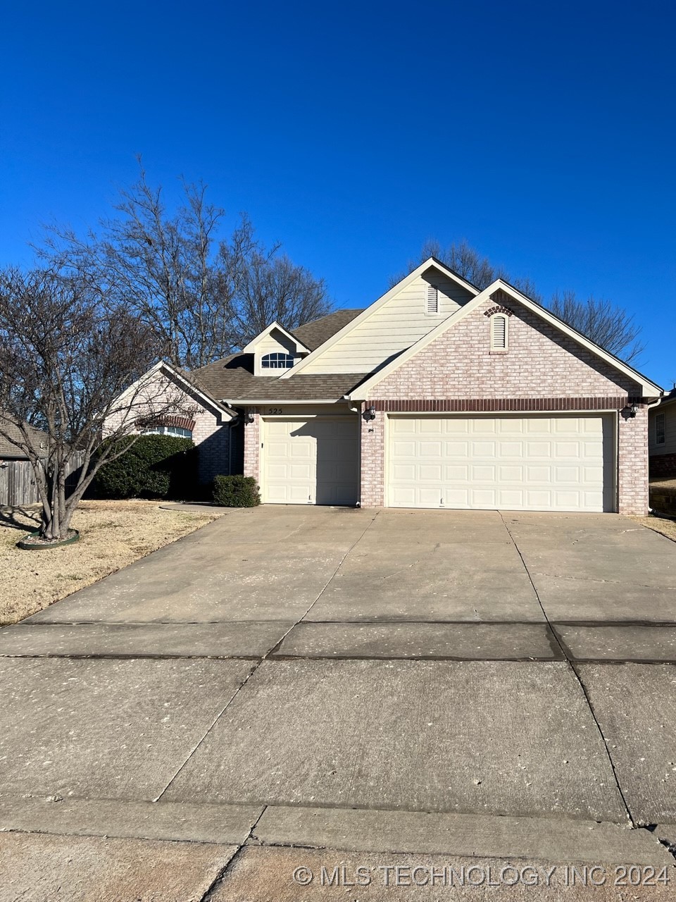 63rd Pl, Broken Arrow, OK 74014