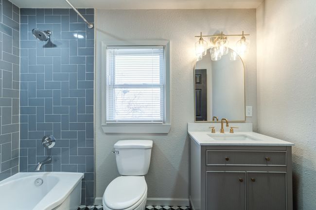 505 W 7 Th St, House other with 4 bedrooms, 3 bathrooms and null parking in Idalou TX | Image 35