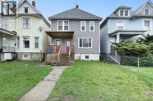 746 Dougall Ave, Windsor, ON, N9A4P8 | Card Image