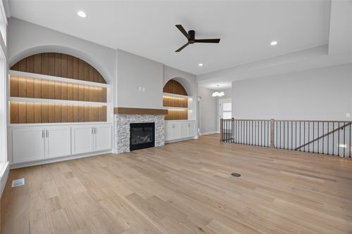 8806 Zeppelin Avenue Ne, Cedar Rapids, IA, 52402 | Card Image