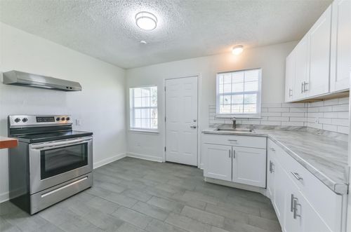 8229 Carolwood Dr, Houston, TX, 77028-2705 | Card Image
