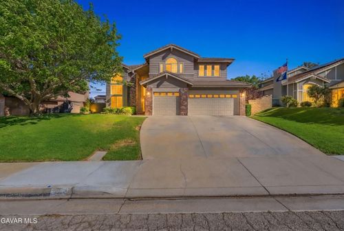 42204 Round Hill Dr, Lancaster, CA, 93536-7315 | Card Image