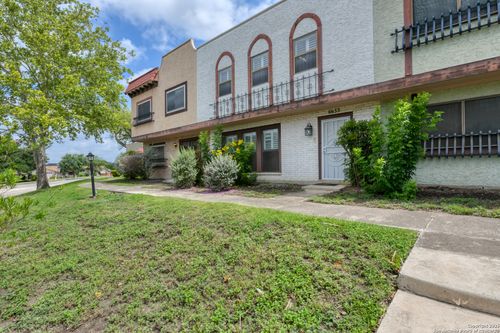 6655 Crown Rdg, San Antonio, TX, 78239-1511 | Card Image