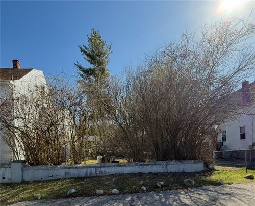20 Mcclellan Street, Providence, RI, 02909 | Card Image