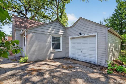 6906 Florian Ave, Saint Louis, MO, 63121-2711 | Card Image