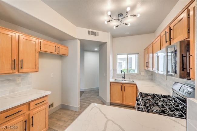 UNIT-104 - 2109 Echo Bay St, Condo with 3 bedrooms, 2 bathrooms and null parking in Las Vegas NV | Image 10