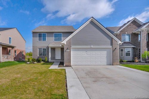6555 Bristol Dr, Van Buren Township, MI, 48111-1368 | Card Image