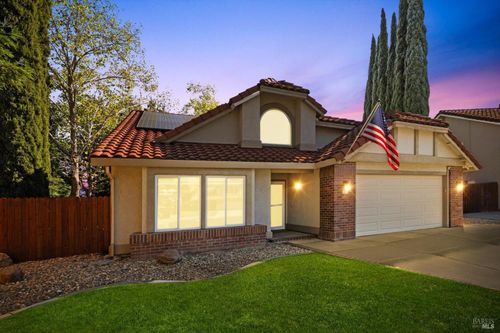 830 Swindon Ct, Vacaville, CA, 95688-9275 | Card Image