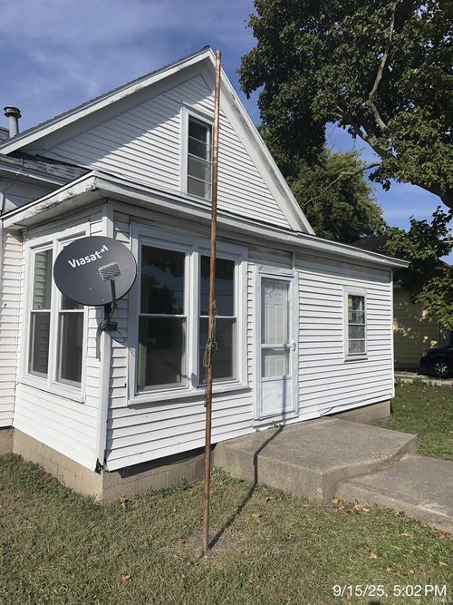 68 E Washington Ave, Peru, IN, 46970-1007 | Card Image