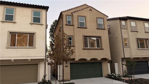 11736 Rose Dr, Garden Grove, CA, 92840-5512 | Card Image