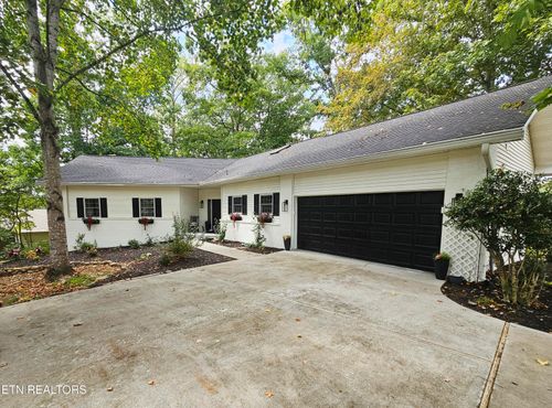 125 Chanusi Way, Loudon, TN, 37774-2556 | Card Image