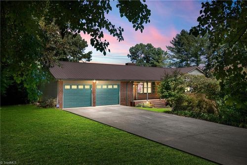 3411 Gaddy Dr, Trinity, NC, 27370-8848 | Card Image