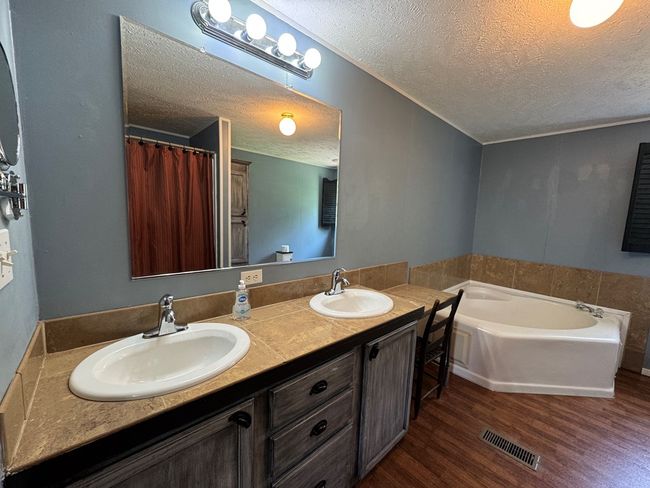 108 Hawn Dr, House other with 3 bedrooms, 2 bathrooms and null parking in Crab Orchard TN | Image 24