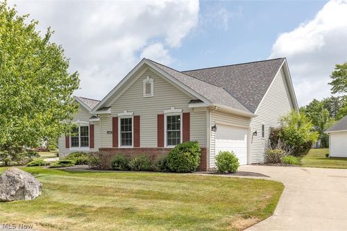 1467 Golden Ln, Broadview Heights, OH, 44147-3635 | Card Image