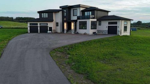 40075 299 Ave E, Foothills, AB, T1S4R2 | Card Image