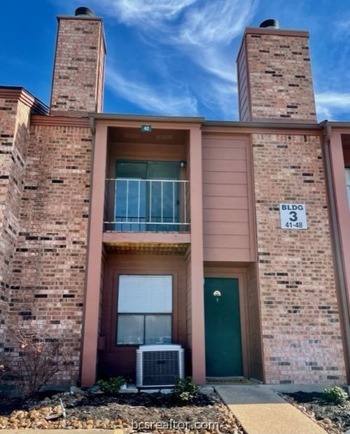apt-42-904 University Oaks Blvd, College Station, TX, 77840-3505 | Card Image