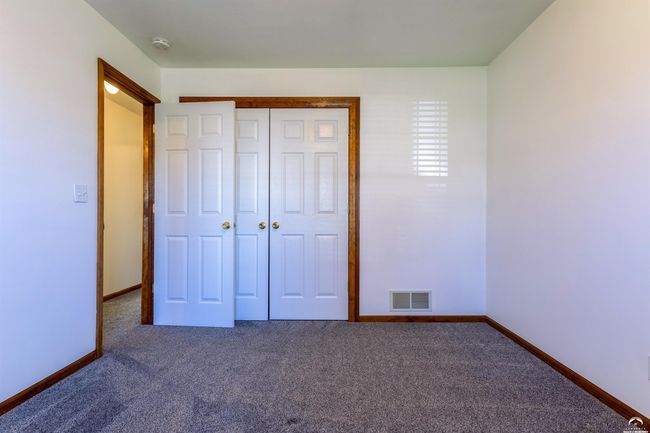 1306 S Raintree Dr, House other with 3 bedrooms, 2 bathrooms and null parking in Tonganoxie KS | Image 15