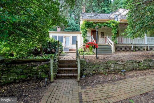 1592 White Oak Road, STRASBURG, PA, 17579 | Card Image
