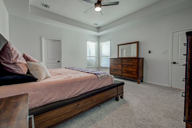 331 Oleander Loop, House other with 4 bedrooms, 3 bathrooms and 4 parking in Buda TX | Image 17