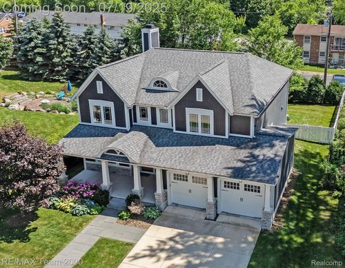 957 Simpson St, Plymouth, MI, 48170-2122 | Card Image