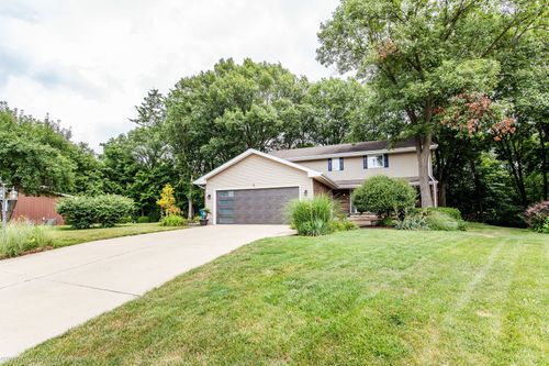 5 Inverness Dr, Bourbonnais, IL, 60914-1539 | Card Image