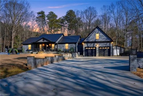 2610 Riverside Dr, Lexington, NC, 27292-7969 | Card Image