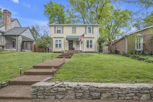 834 Sutton Hill Rd, Nashville, TN, 37204 | Card Image