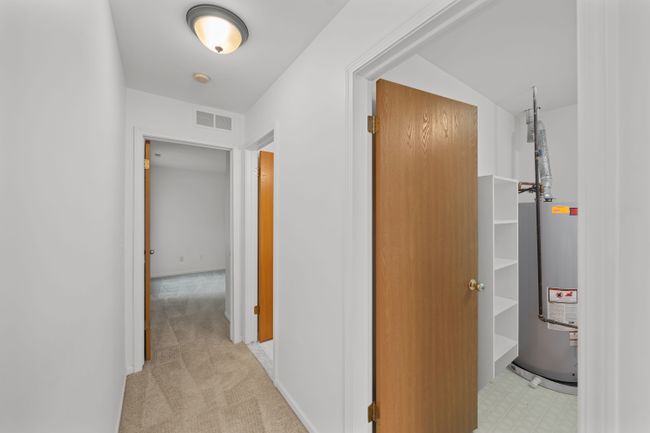 42565 Lilley Pointe Dr, Condo with 2 bedrooms, 2 bathrooms and null parking in Canton MI | Image 14