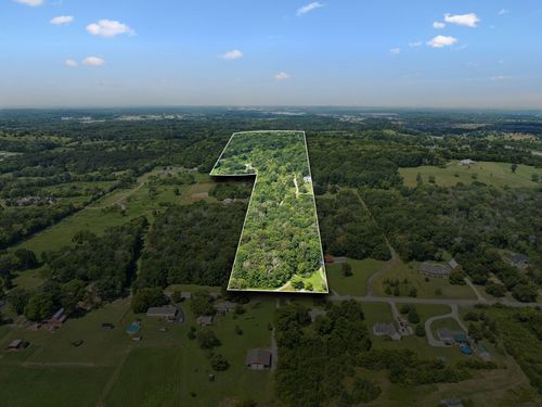 576 Nokes Rd, Lebanon, TN, 37090-1037 | Card Image