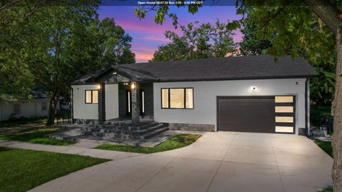 407 2nd Ave, South Sioux City, NE, 68776-1613 | Card Image