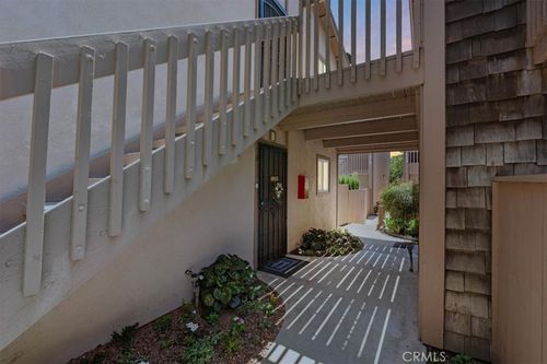 b-1052 Cabrillo Park Dr, Santa Ana, CA, 92701-3151 | Card Image