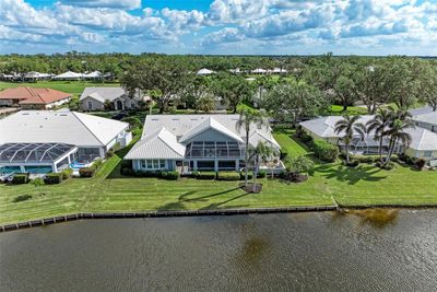 807 Carnoustie Drive, House other with 4 bedrooms, 3 bathrooms and null parking in Venice FL | Image 2