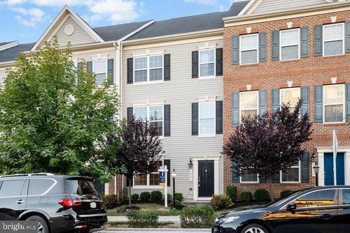 7035 Southmoor St, HANOVER, MD, 21076-2121 | Card Image